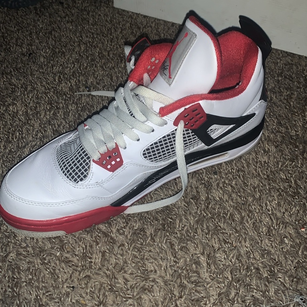 Air Jordan 4 Retro - Picture 3 of 5
